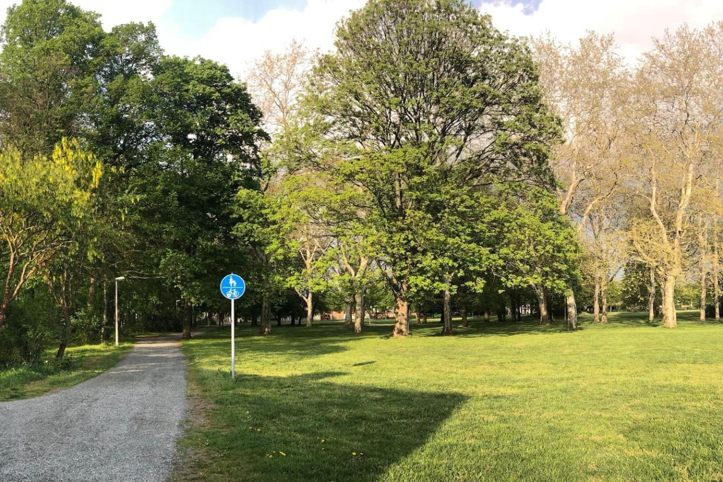 Ferienwohnung Am Park Leipzig Luaran gambar
